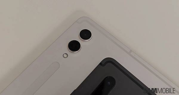 갤럭시 탭 S9 울트라 카메라